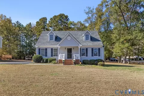 3900 Fawn Ct, North Dinwiddie, VA 23803