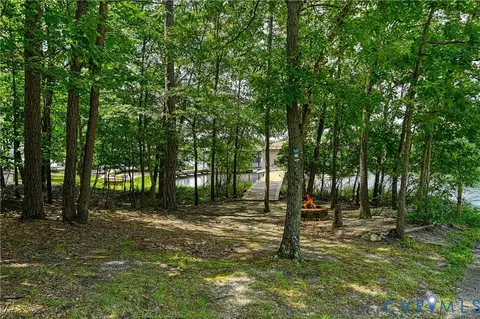 21 Browns Point Ln, Bumpass, VA 23024 photo 26