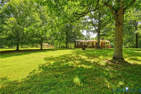 21 Browns Point Ln, Bumpass, VA 23024 photo 20