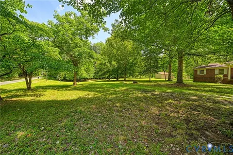 21 Browns Point Ln, Bumpass, VA 23024 photo 22