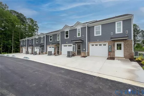 7406 Hancock Crest Pl #T-1, Chesterfield, VA 23832