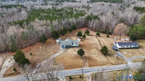 View/Area - 927 E Courthouse Rd, Blackstone, VA 23824 photo 1 of 1