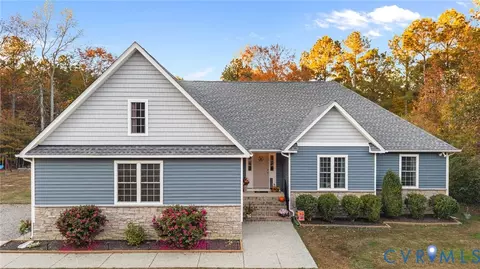 8544 Elysium Dr, Lanexa, VA 23089