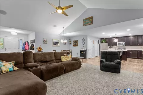 8544 Elysium Dr, Lanexa, VA 23089 photo 7