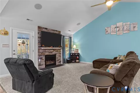 8544 Elysium Dr, Lanexa, VA 23089 photo 8