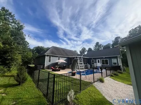 8544 Elysium Dr, Lanexa, VA 23089 photo 4
