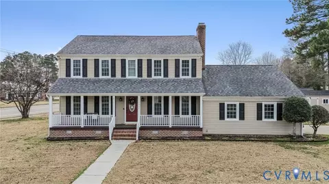 1037 Conjurers Dr, Colonial Heights, VA 23834