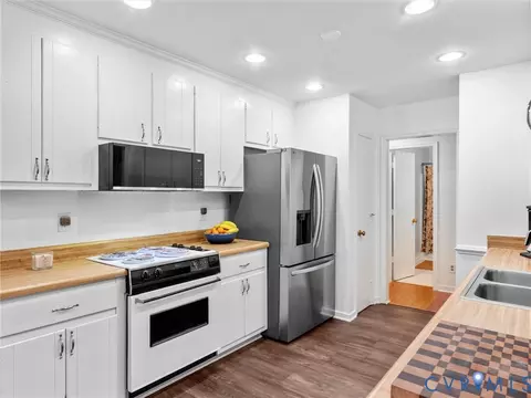 7018 Spring Trace Ter, Midlothian, VA 23112 photo 16