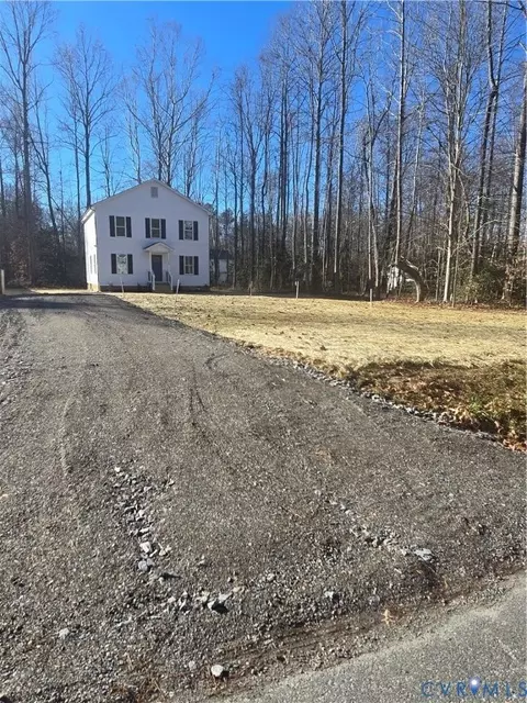 12084 Red Pine Rd, Ruther Glen, VA 22546