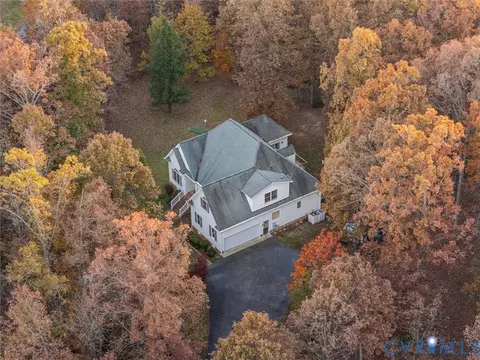 2306 Westwood Pine Dr, Moseley, VA 23120