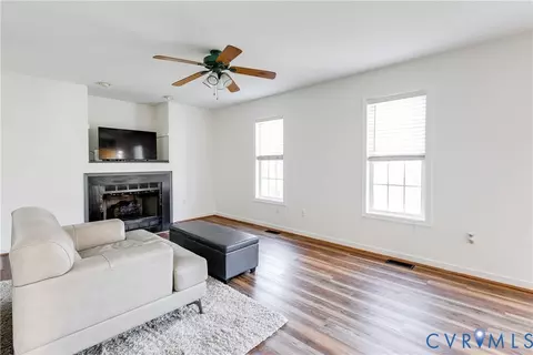 11701 Clear Ridge Dr, Midlothian, VA 23112 photo 6