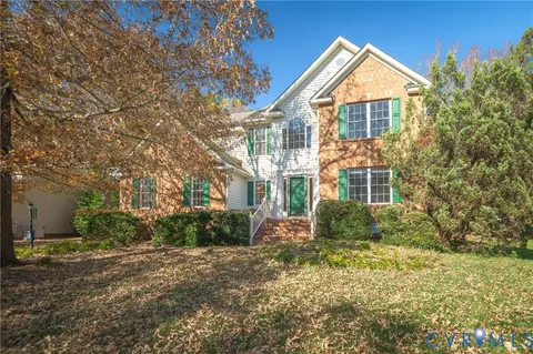 5343 Nairn Ln, Chester, VA 23831