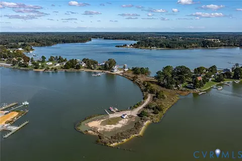 2924 Simonson Rd, Farnham, VA 22460 photo 6