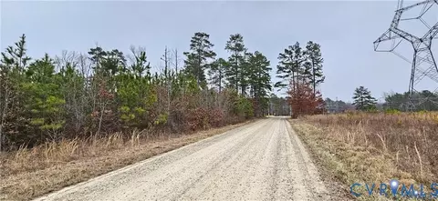1 Gary Rd, Kenbridge, VA 23944 photo 2