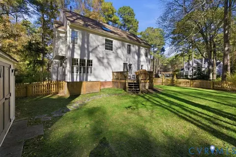 Exterior - 5600 Houndmaster Rd, Midlothian, VA 23112 photo 6 of 17