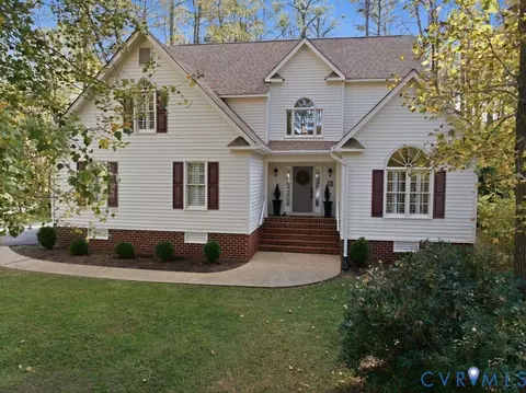 Exterior - 5600 Houndmaster Rd, Midlothian, VA 23112 photo 13 of 17