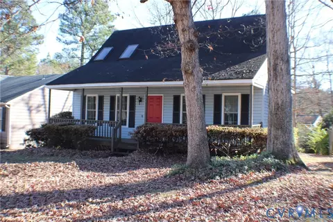 2929 S Ridge Dr, Midlothian, VA 23112