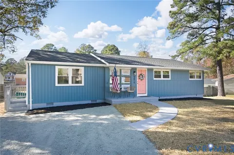 9814 Thacker Ln, Fairfield, VA 23228