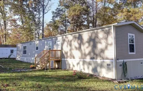 1753 Gardners Rd, Mineral, VA 23117
