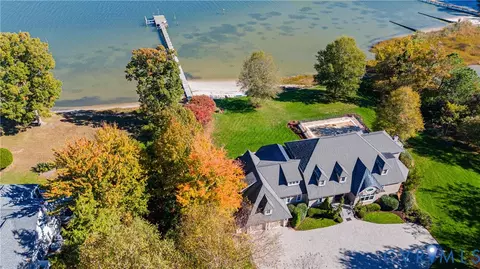31 Shell Ct, Urbanna, VA 23175