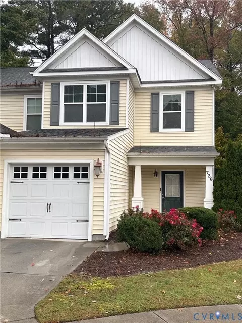 726 Albertine Ct, Chesapeake, VA 23320
