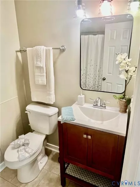 Bath - 5617 Chatmoss Rd, Midlothian, VA 23112 photo 3 of 3