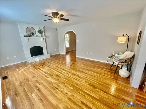 Living - 5617 Chatmoss Rd, Midlothian, VA 23112 photo 1 of 1