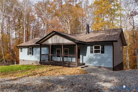 9305 Antler Ct, Fredericksburg, VA 22407