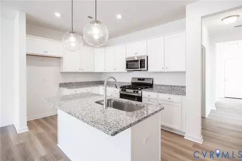 Kitchen - 4114 Ebbies Xing, Midlothian, VA 23112 photo 1 of 6