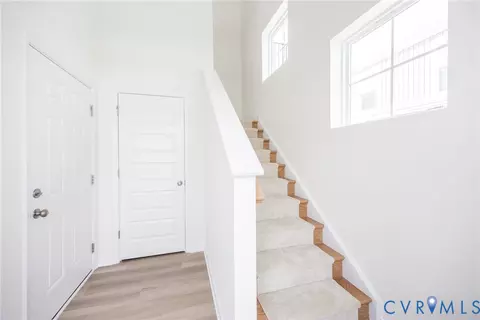 Entry Way - 4114 Ebbies Xing, Midlothian, VA 23112 photo 1 of 2