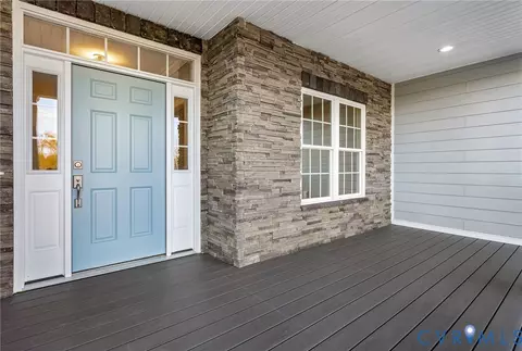 Exterior - 3107 Handley Rd, Midlothian, VA 23113 photo 6 of 9