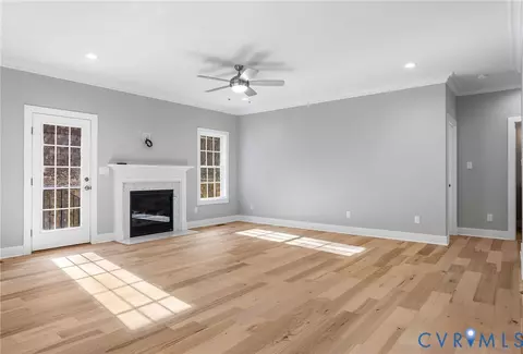 Living - 3107 Handley Rd, Midlothian, VA 23113 photo 2 of 4
