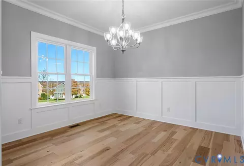 Dining - 3107 Handley Rd, Midlothian, VA 23113 photo 2 of 2