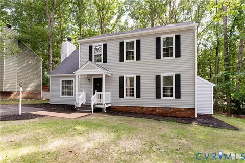 Exterior - 14011 Turtle Hill Rd, Midlothian, VA 23112 photo 3 of 10