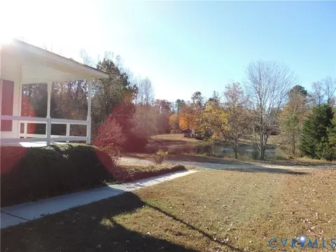 6595 Tranquility Ln, Sutherland, VA 23885 photo 9