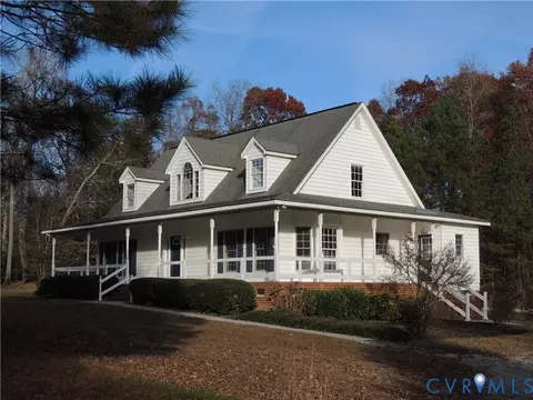 6595 Tranquility Ln, Sutherland, VA 23885 photo 4