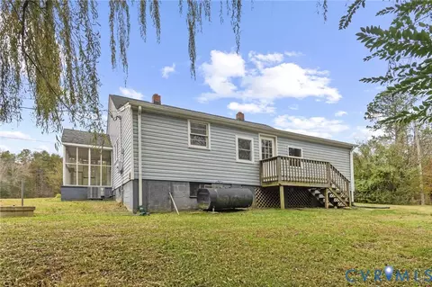 Exterior - 8704 Three Notch Rd, Louisa, VA 23093 photo 6 of 7