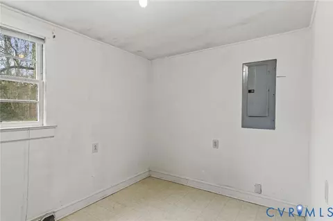 Bedroom - 8704 Three Notch Rd, Louisa, VA 23093 photo 6 of 6