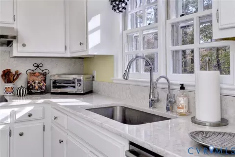 733 E Tazewells Way, Williamsburg, VA 23185 photo 12