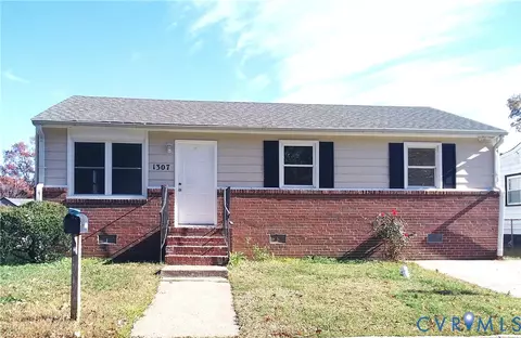 1307 New York Ave, Hopewell, VA 23860