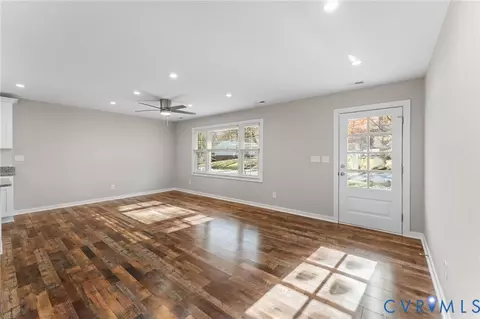 11300 Forestwind Dr, Midlothian, VA 23112 photo 5
