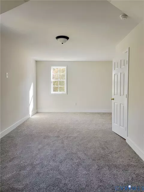 1205 Cox Rd, Blackstone, VA 23824 photo 12