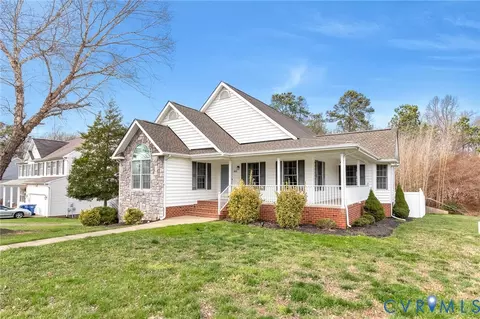 8222 Eagle Creek Pl, Mechanicsville, VA 23116
