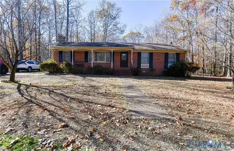 427 Pine Ln, King William, VA 23086 photo 2