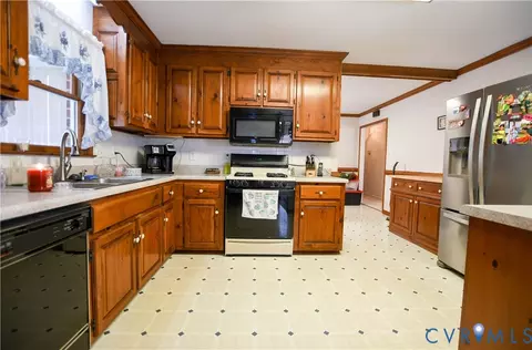 427 Pine Ln, King William, VA 23086 photo 17