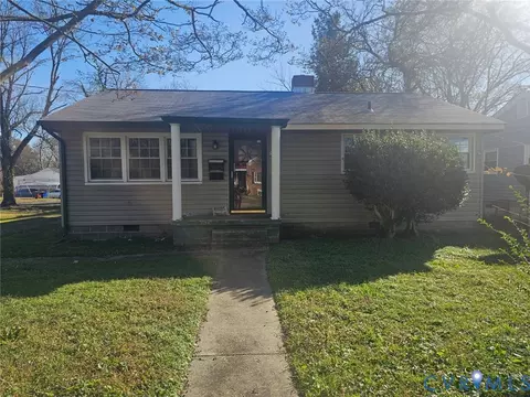 810 Fort Henry St, Petersburg, VA 23803