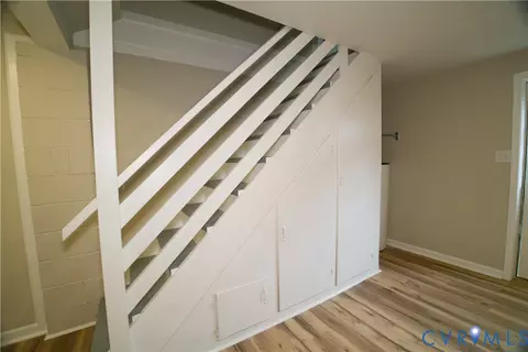 Entry Way - 3302 Jeter, Richmond, VA 23222 photo 3 of 4