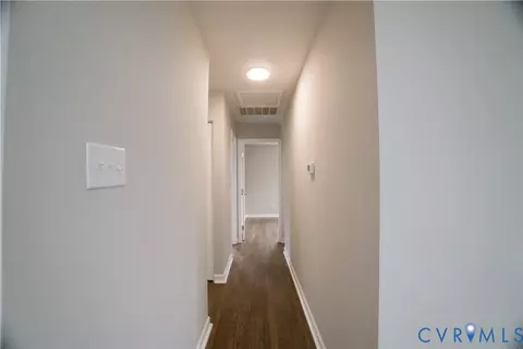 Entry Way - 3302 Jeter, Richmond, VA 23222 photo 1 of 4
