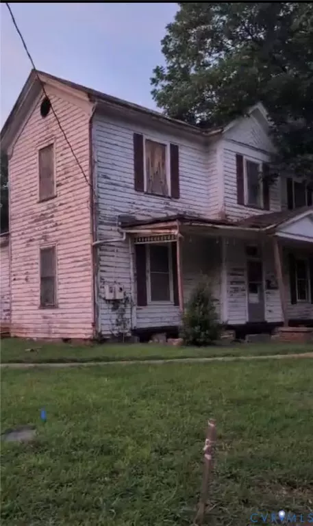 124 W Sycamore St, Chase City, VA 23924
