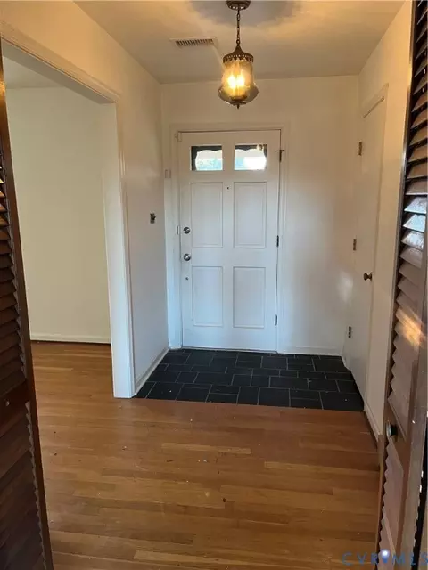Entry Way - 4711 Station Rd, Sutherland, VA 23885 photo 1 of 1